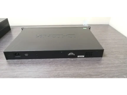 Коммутатор D-Link DES-3052P